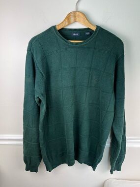 Izod Men's Crewneck Sweater in Dark Green